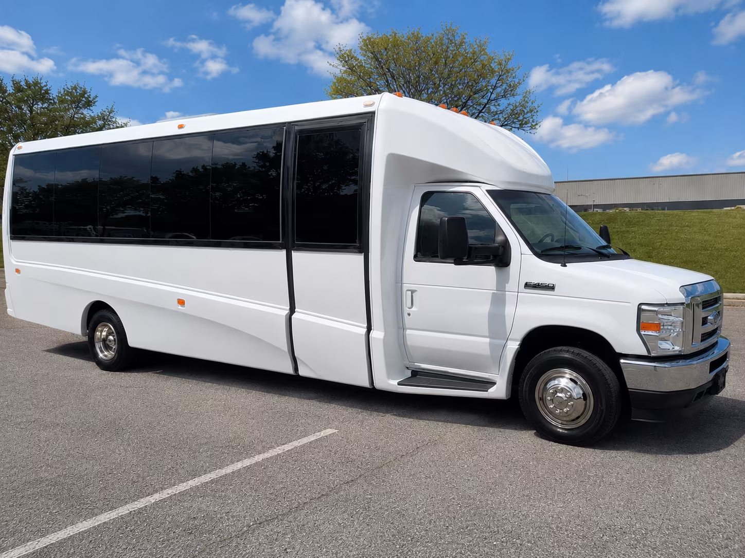 corporate outing and team event bus rentals in rockville