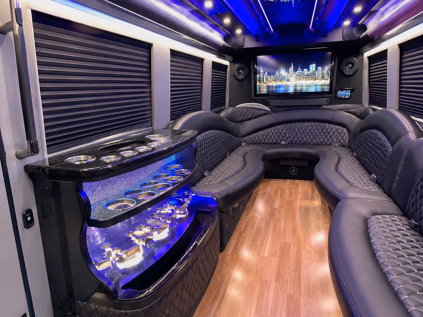 rent a party bus to loudoun county wineries from rockville